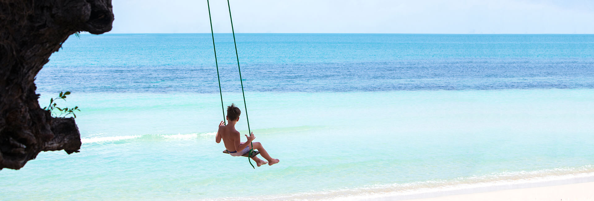 Akuvara - Beach swing